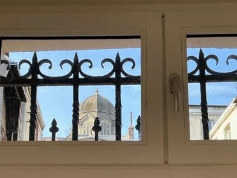 2 Maison Dior, Centre, A 500 M Apartment